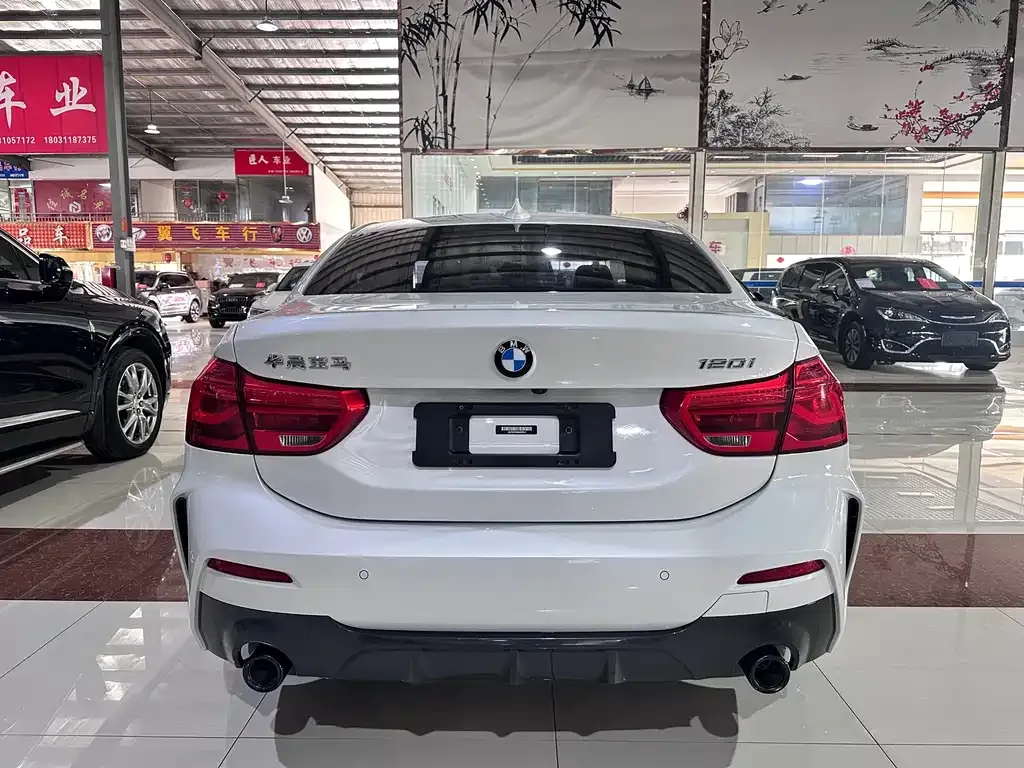 BMW 1 Series 2022 из CN, фото 3