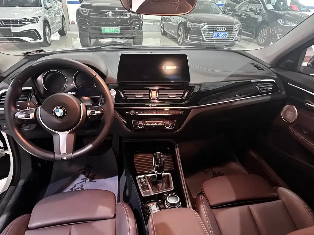 BMW 1 Series 2022 из CN, фото 5