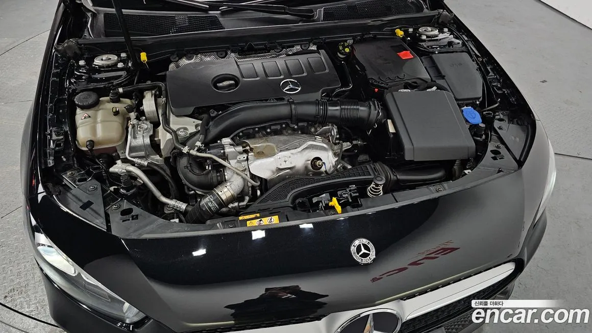 Mercedes-Benz A-Class — фото 10