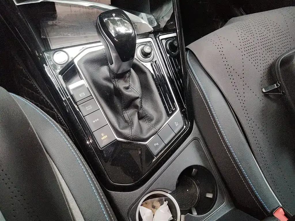Volkswagen GTE PHEV 2021 из CN, фото 7