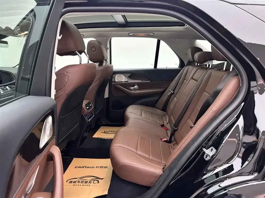 Mercedes-Benz GLE — фото 10