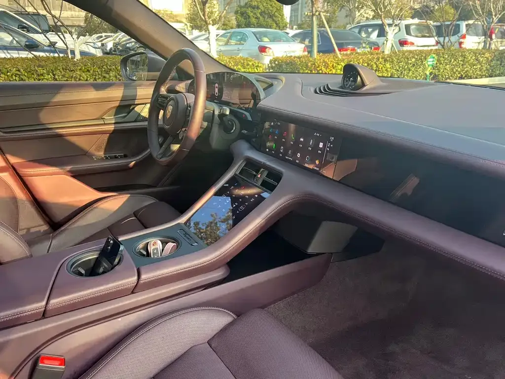 Porsche Taycan 2024 из CN, фото 6