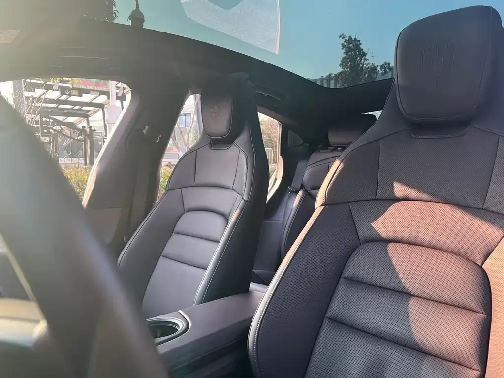 Porsche Taycan 2024 из CN, фото 8