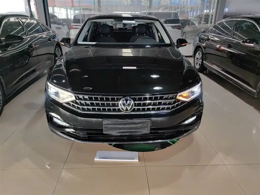 Volkswagen Magotan 2025 из CN, фото 4