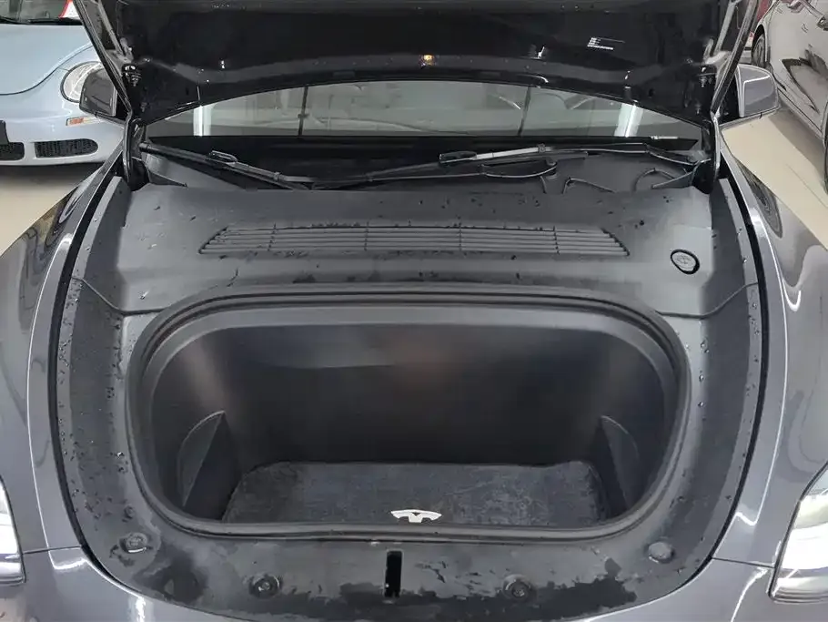 Tesla Model Y 2024 из CN, фото 6