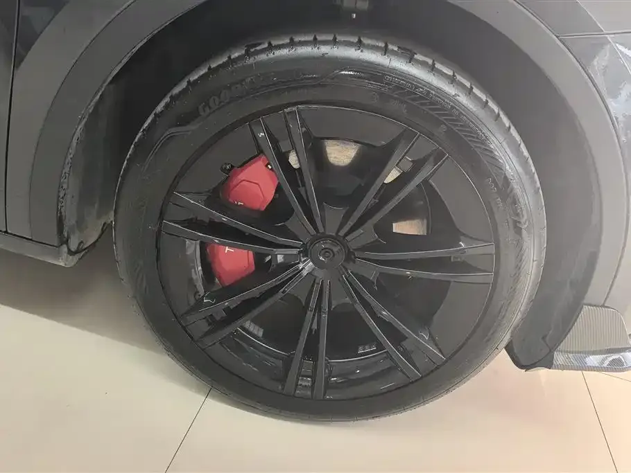 Tesla Model Y 2024 из CN, фото 2