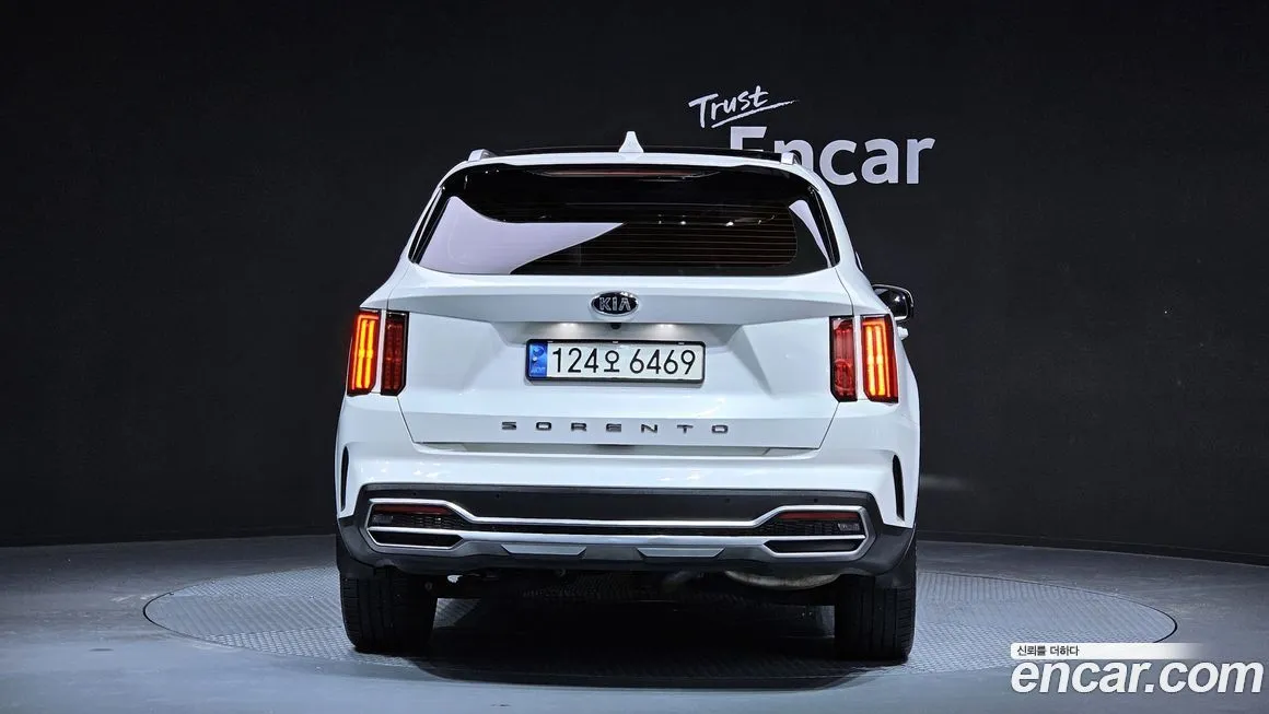 Kia Sorento — фото 4