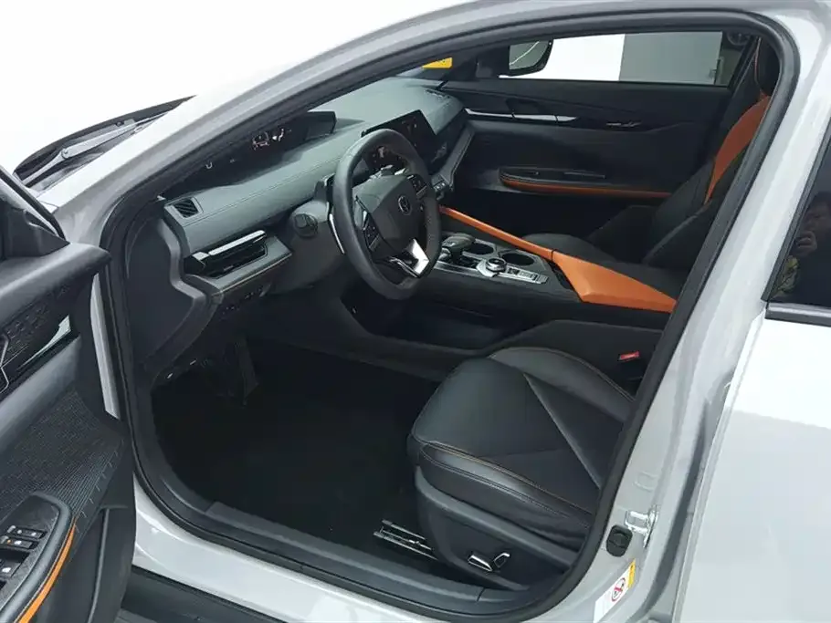 Changan UNI-V 2022 из CN, фото 3