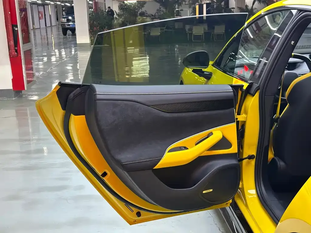 Xiaomi SU7 Ultra 2025 из CN, фото 9