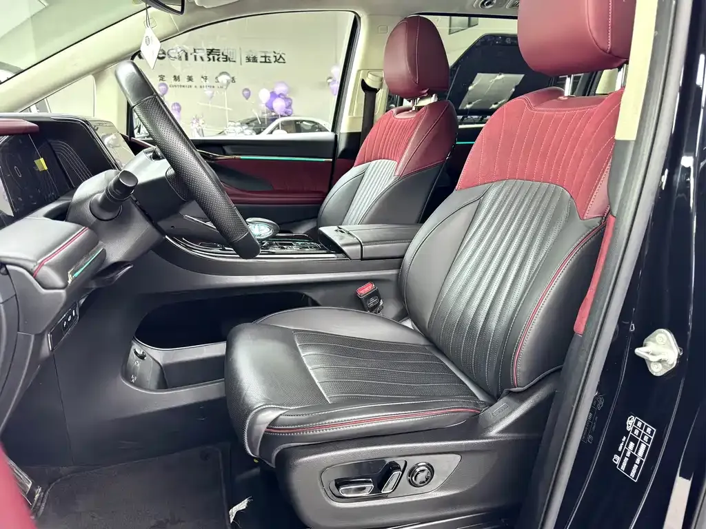 GAC Motor Trumpchi E9 — фото 8