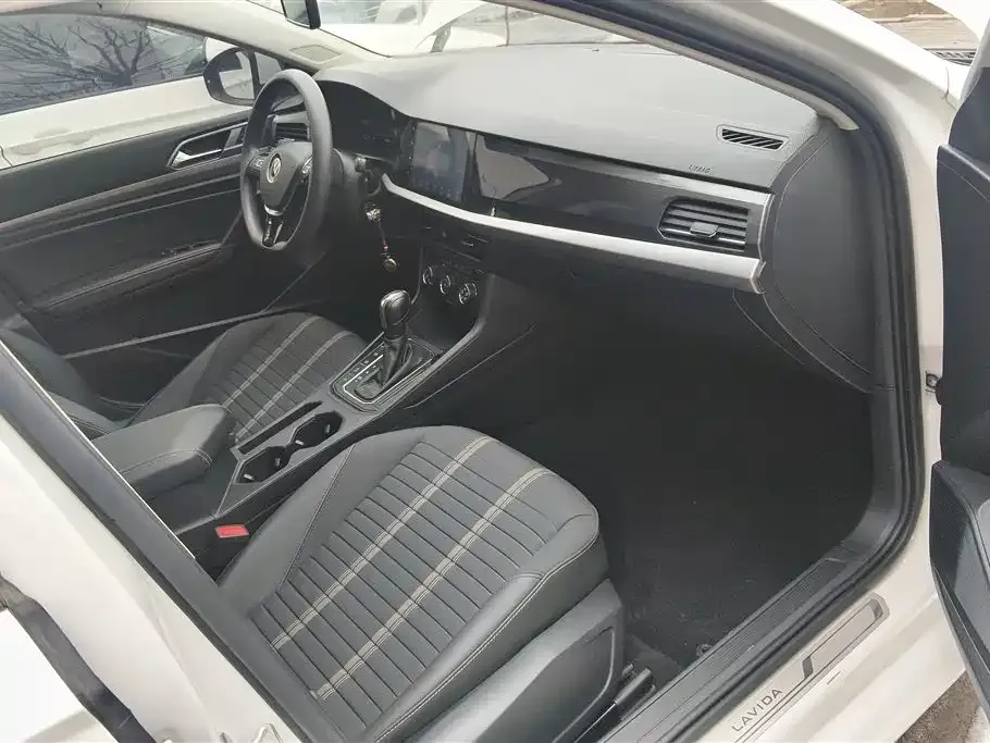 Volkswagen Lavida 2022 из CN, фото 8