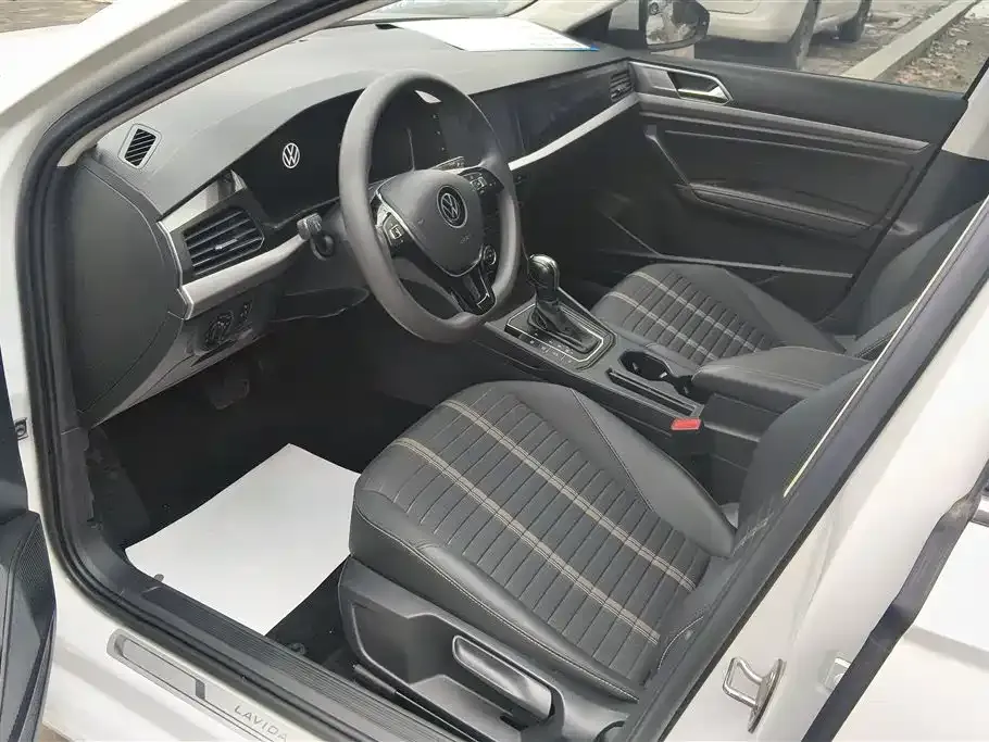 Volkswagen Lavida 2022 из CN, фото 3