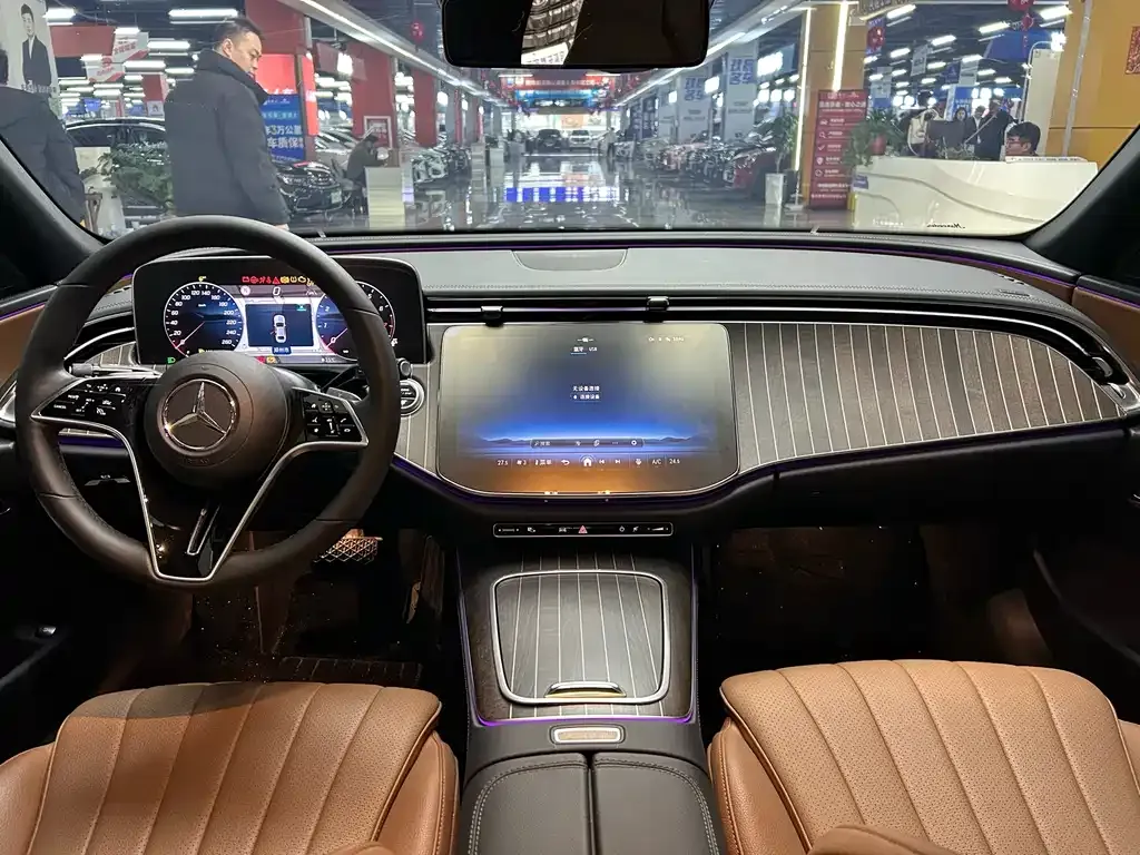 Mercedes-Benz E-Class 2025 из CN, фото 9