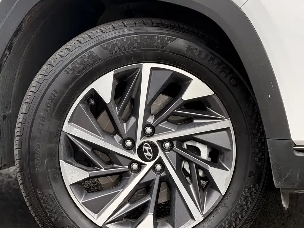 Hyundai Tucson — фото 7