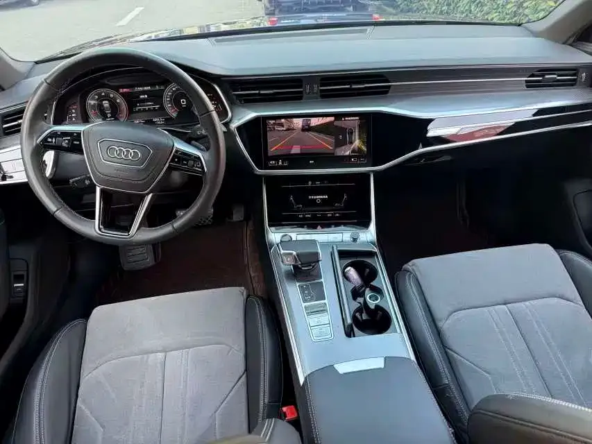 Audi A6L — фото 6