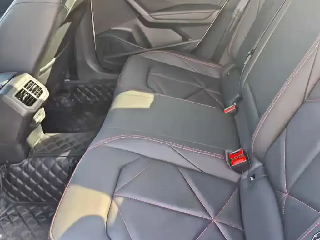 Volkswagen Lavida 2023 из CN, фото 2