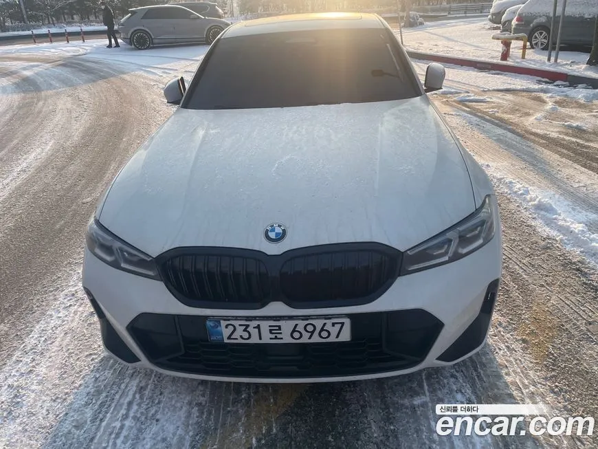 BMW 3-Series 2024 из KR, фото 3