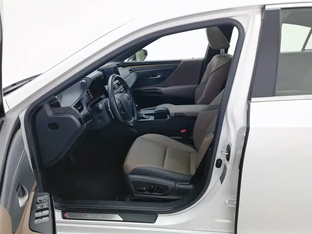 Lexus ES 2022 из CN, фото 5