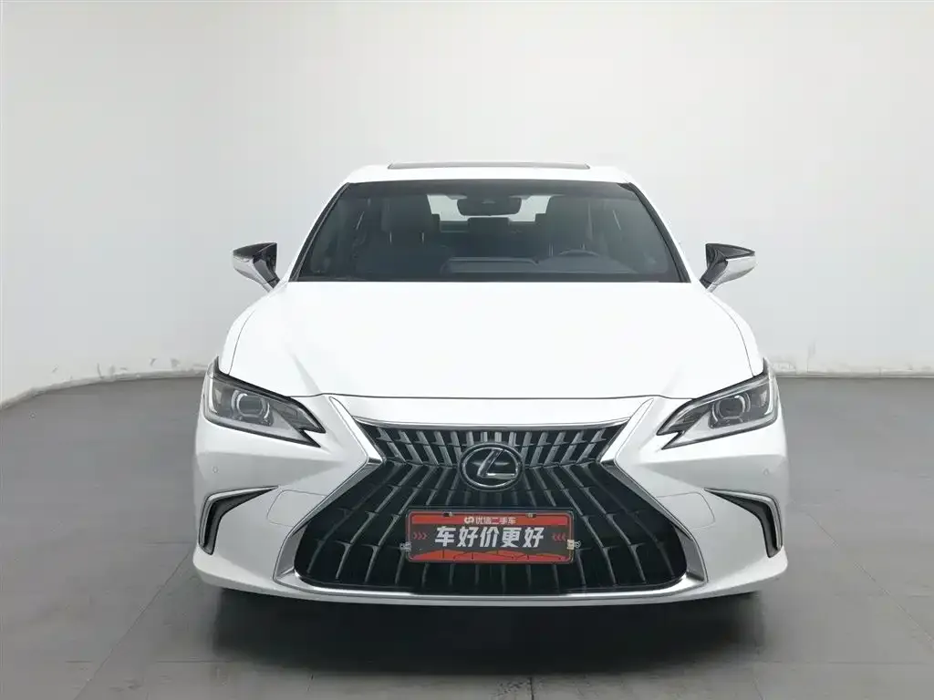 Lexus ES 2022 из CN, фото 2