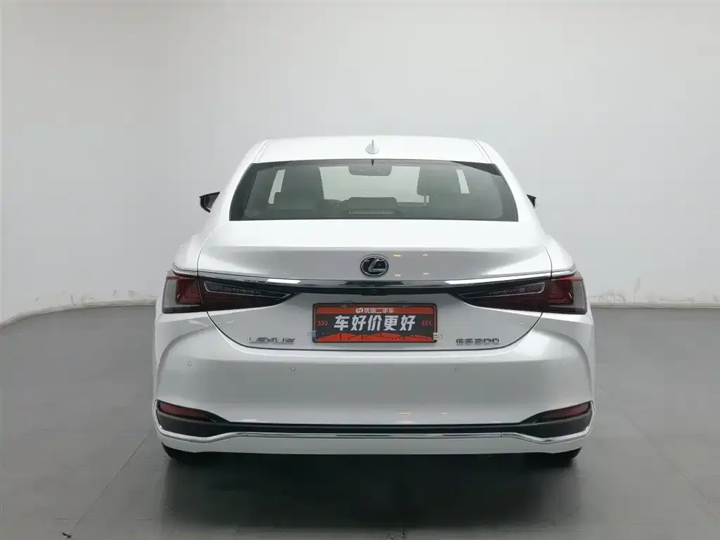 Lexus ES 2022 из CN, фото 8