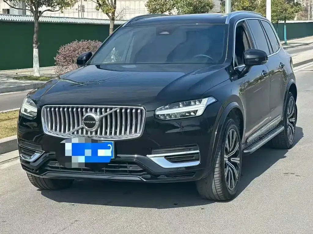 Volvo XC90 2023 из CN, фото 1