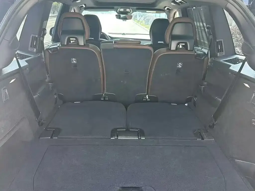 Volvo XC90 2023 из CN, фото 3