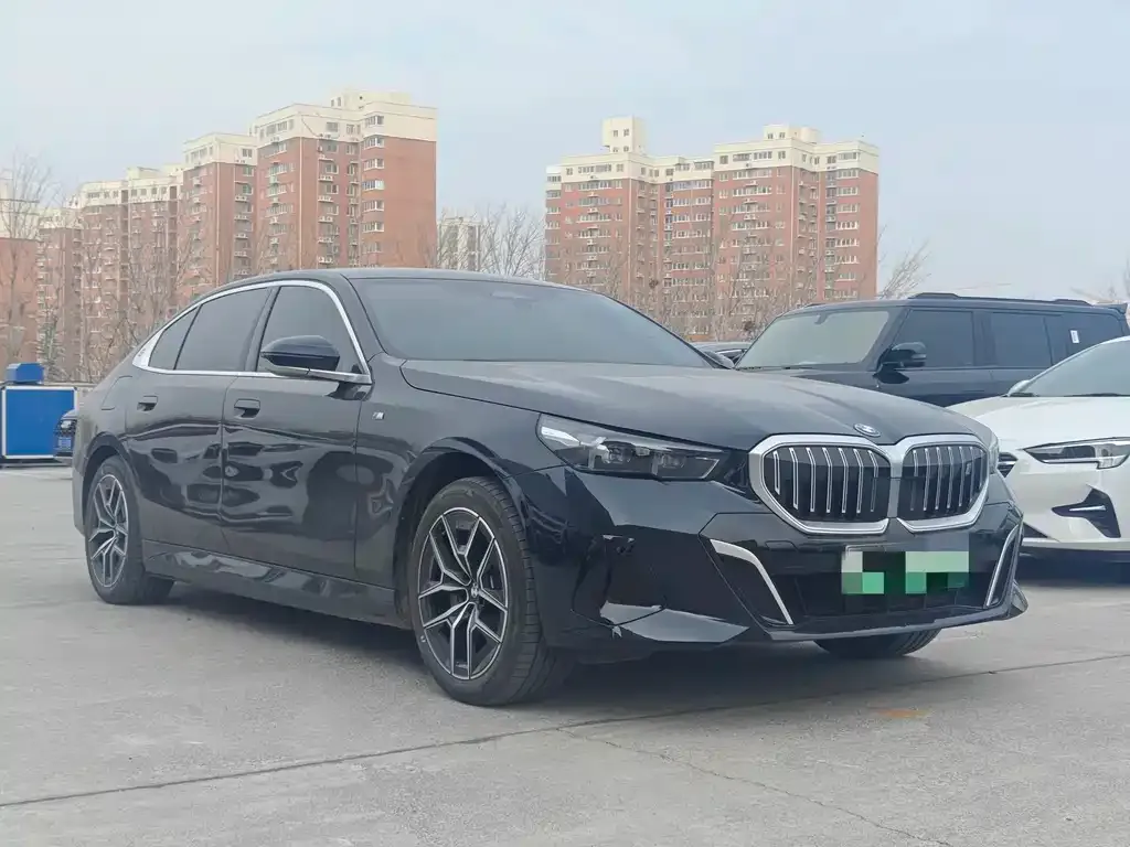 BMW i5 2025 из CN, фото 9