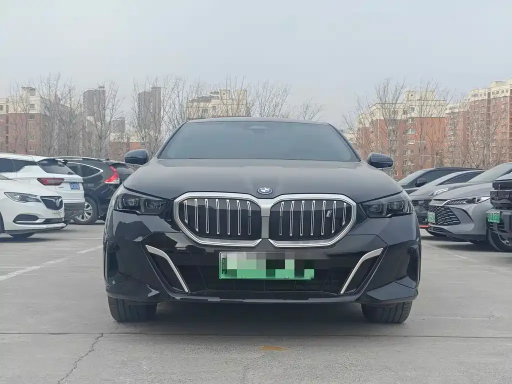 BMW i5 2025 из CN, фото 8