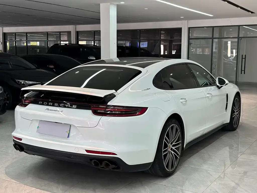 Porsche Panamera 2021 из CN, фото 9