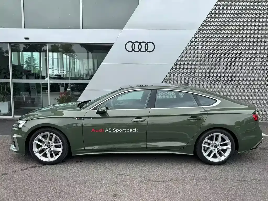 Audi A5 (Import) 2024 из CN, фото 5