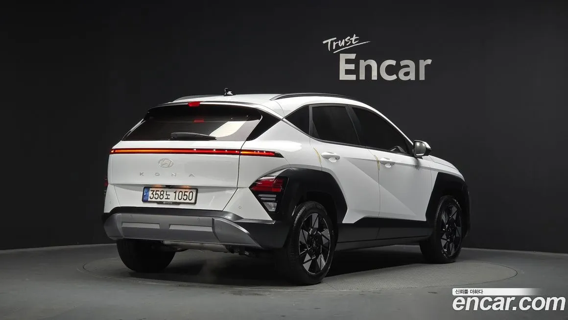 Hyundai Kona — фото 2
