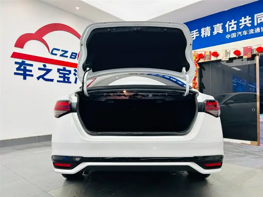 Nissan Sylphy 2023 из CN, фото 8