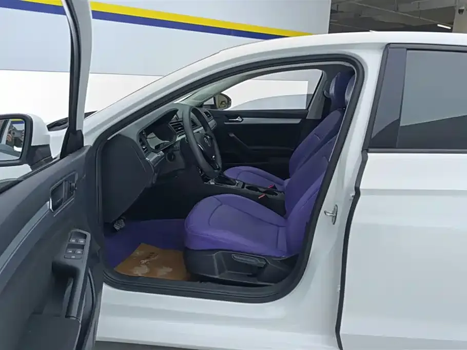 Volkswagen Lamando 2021 из CN, фото 4