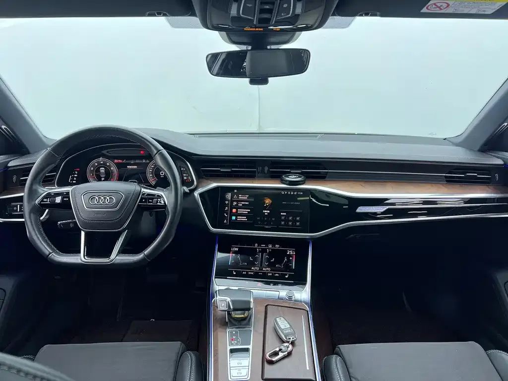Audi A6L 2022 из CN, фото 10