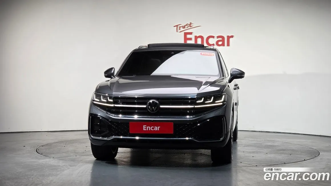 Volkswagen Touareg 2024 из KR, фото 10