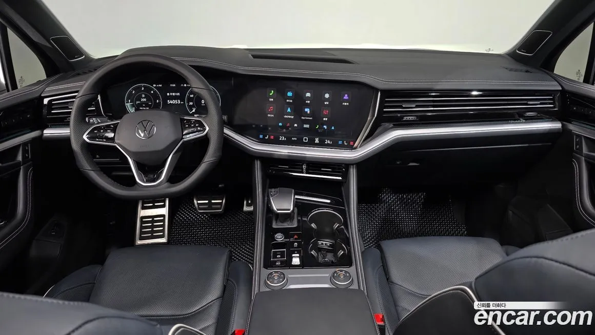 Volkswagen Touareg 2024 из KR, фото 4