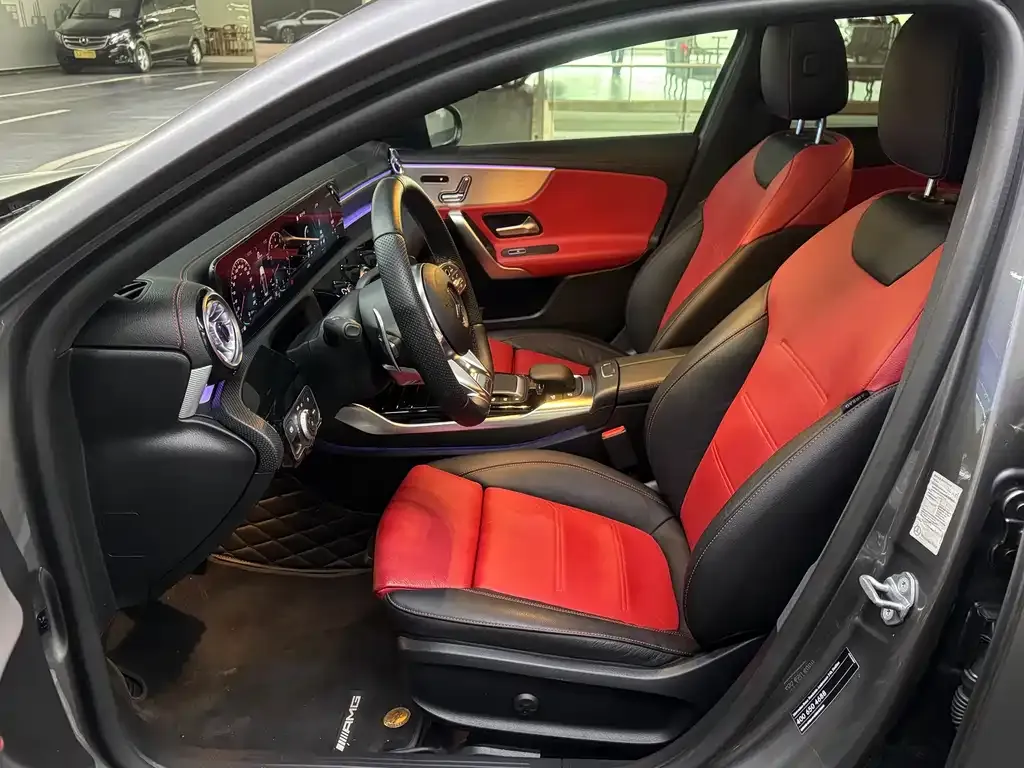 Mercedes-Benz A-Class AMG — фото 3