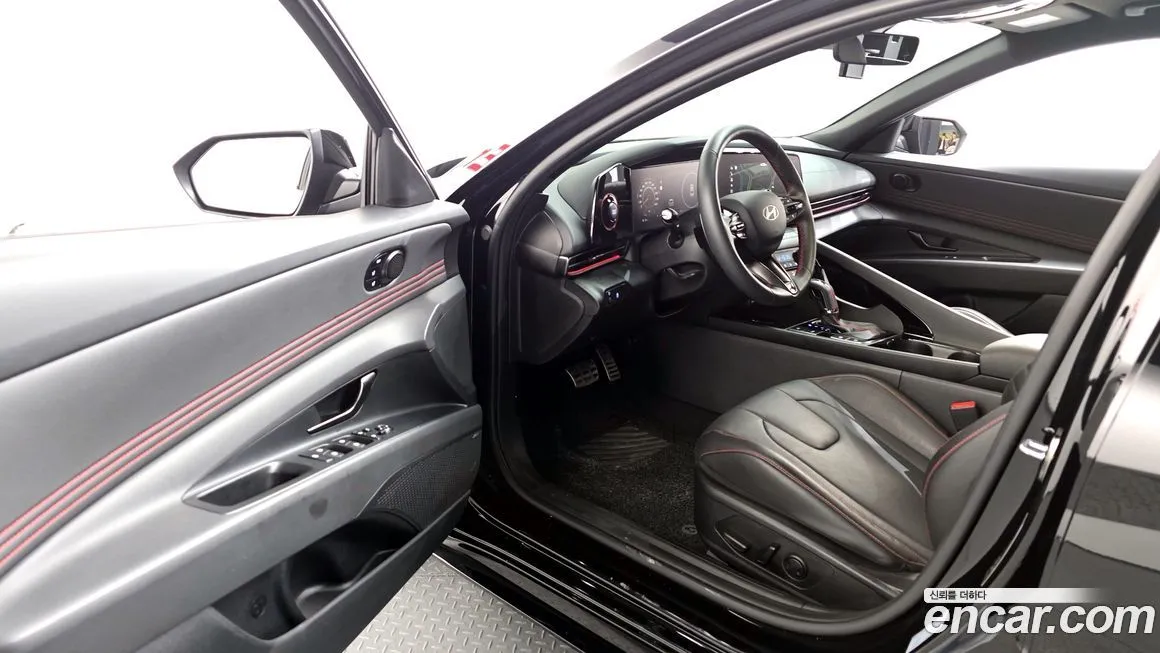 Hyundai AVANTE — фото 8