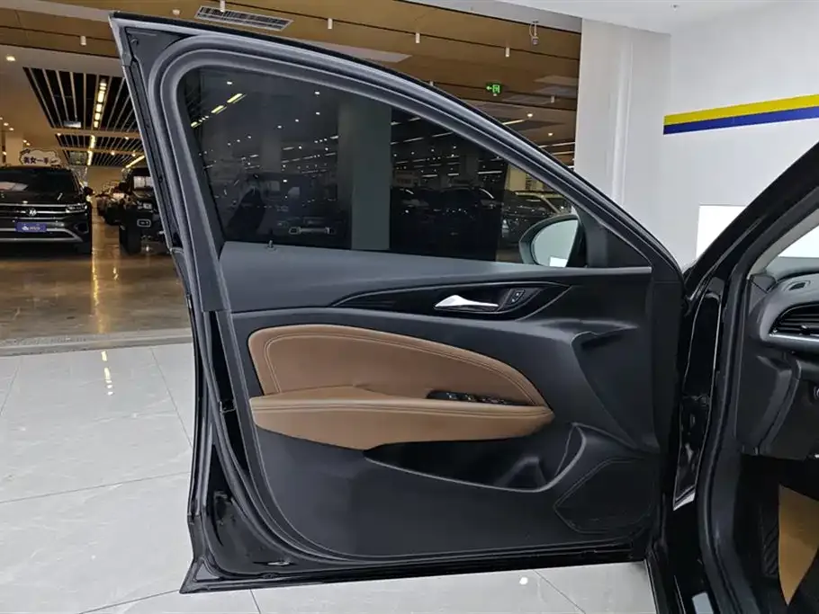 Buick Regal 2023 из CN, фото 10