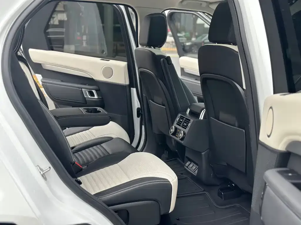 Land Rover Discovery 2022 из CN, фото 4