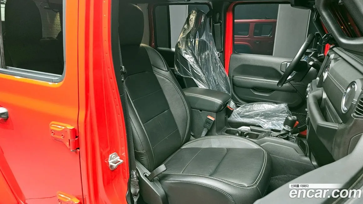 Jeep Wrangler 2021 из KR, фото 3