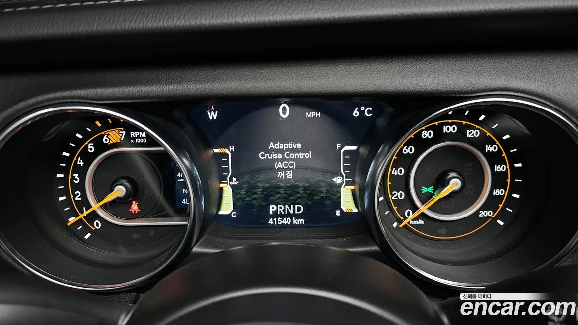Jeep Wrangler 2021 из KR, фото 2