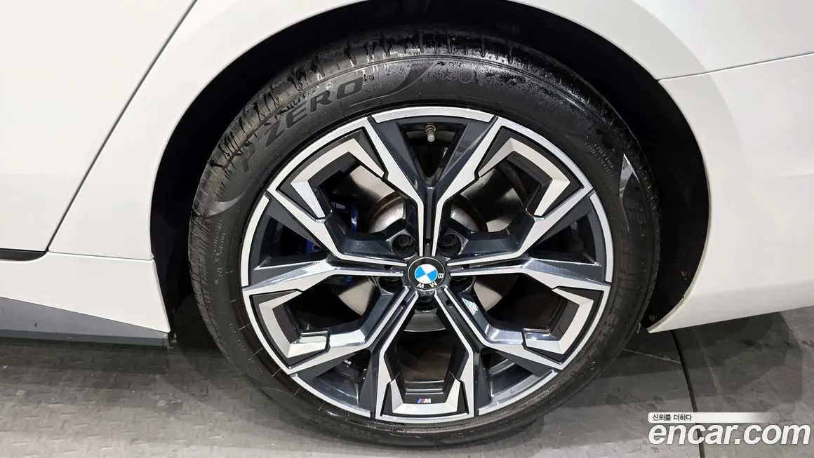 BMW 4-Series 2024 из KR, фото 7