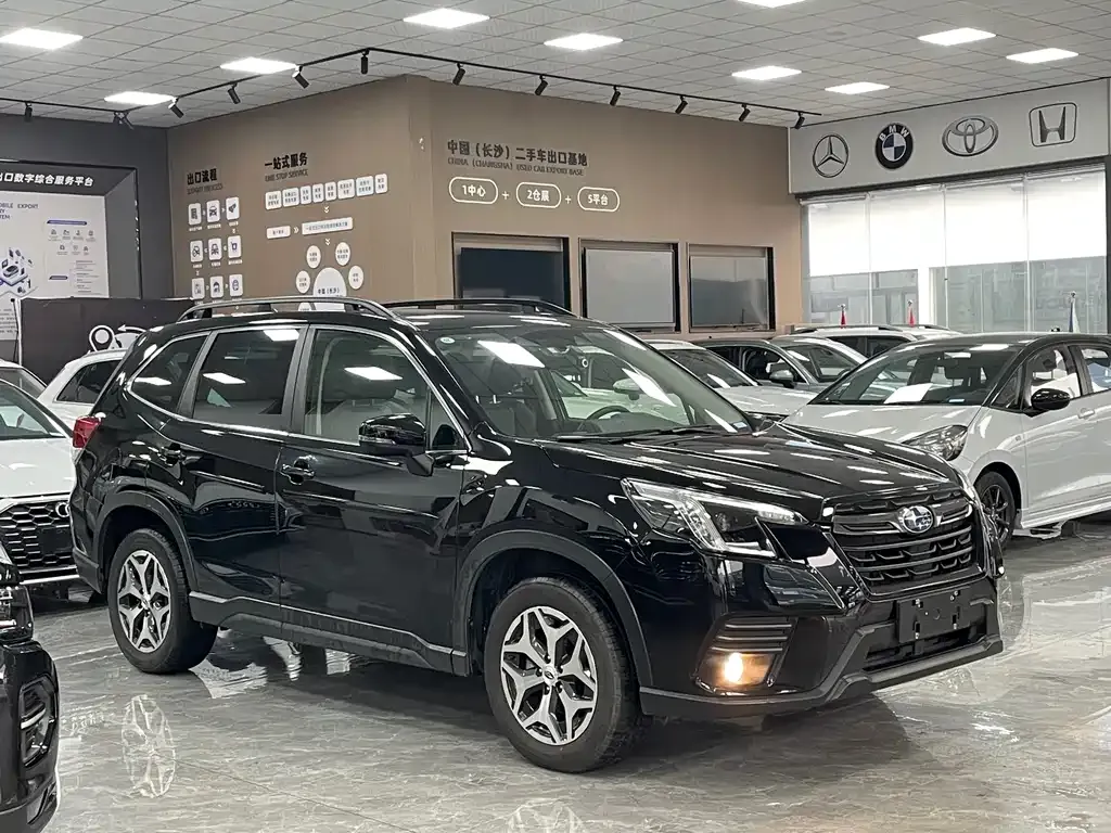 Subaru Forester 2022 из CN, фото 6