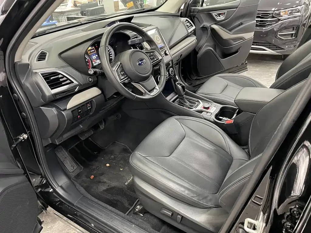 Subaru Forester 2022 из CN, фото 10