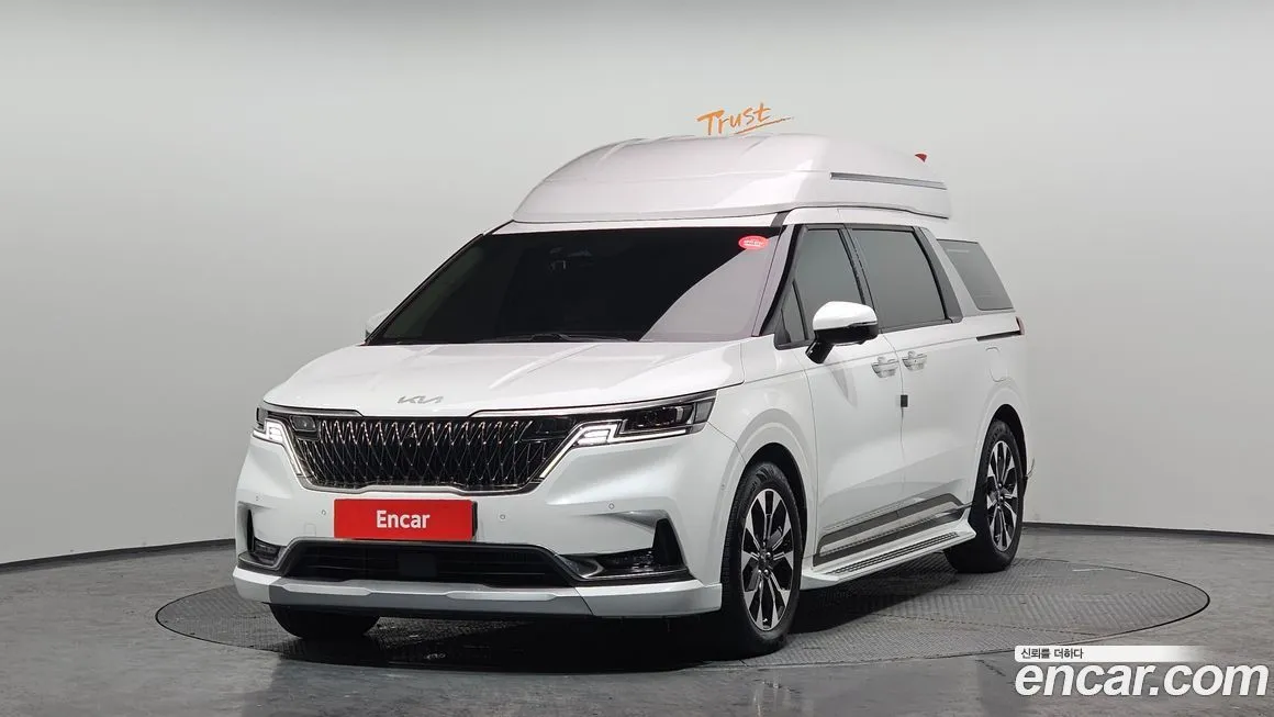 Kia Carnival — фото 1