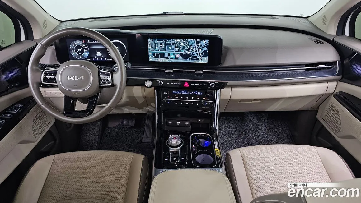 Kia Carnival — фото 8