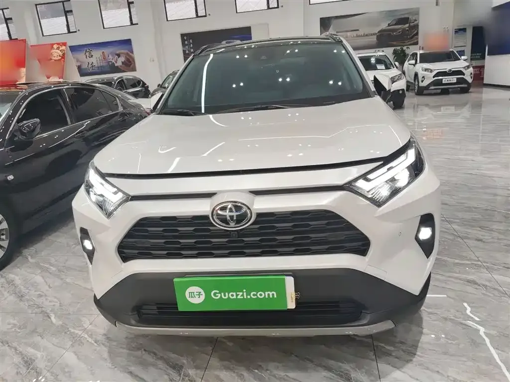 Toyota RAV4 2024 из CN, фото 10