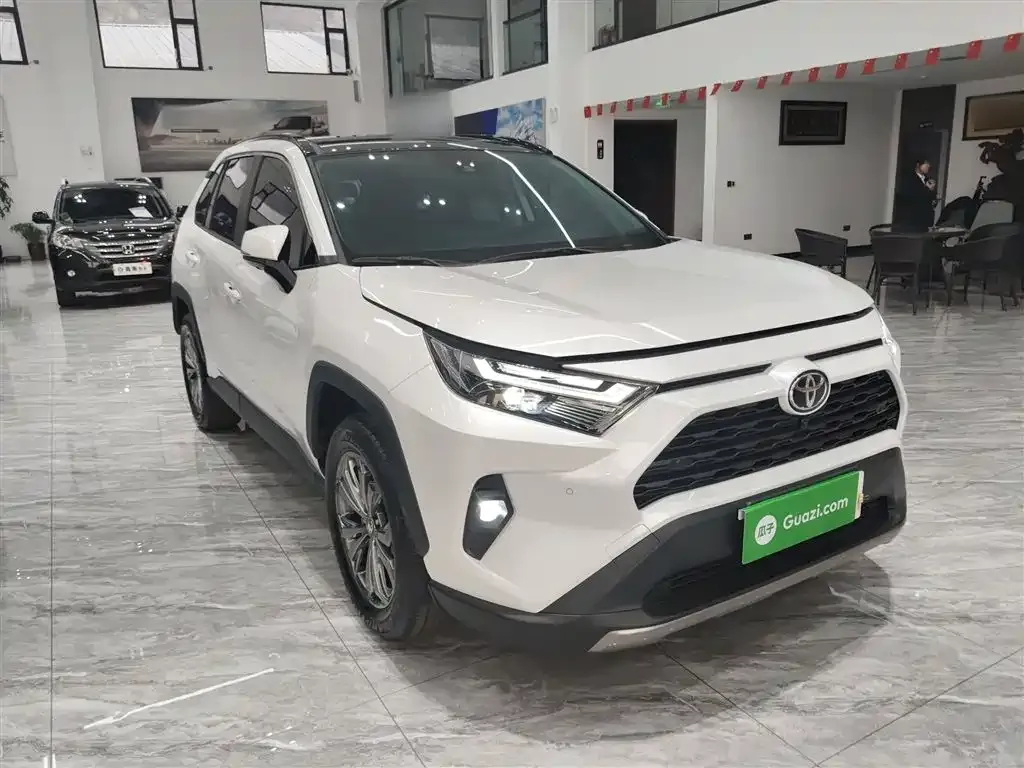 Toyota RAV4 2024 из CN, фото 8