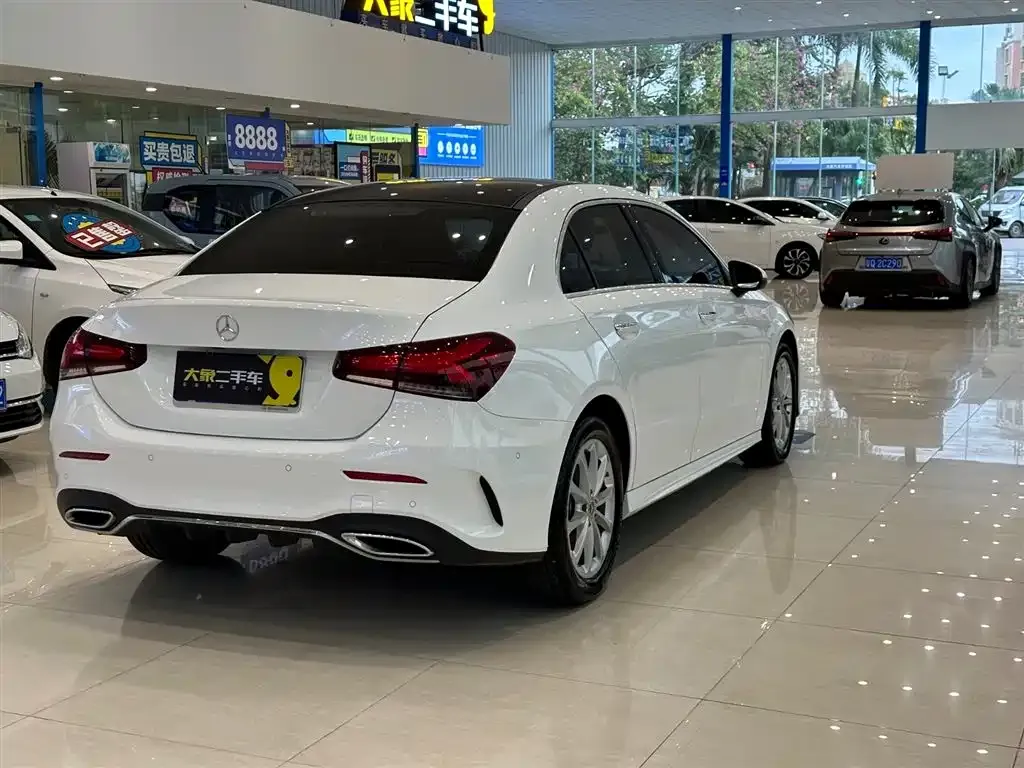 Mercedes-Benz A-Class — фото 10